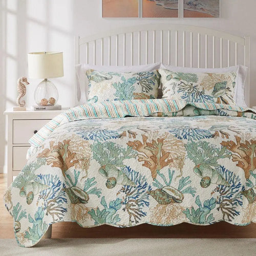 Transform Your Bedroom with the Coastal Charm of the Atlantis Jade 3-Piece Full/Queen Quilt Set